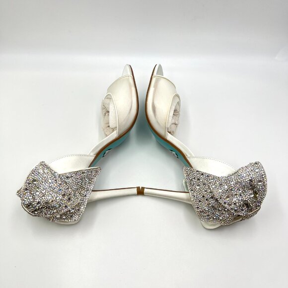 Betsey Johnson Womens Size 8 Blaze White Ivory Jeweled Bow Heels Pumps Shoes - Picture 8 of 15